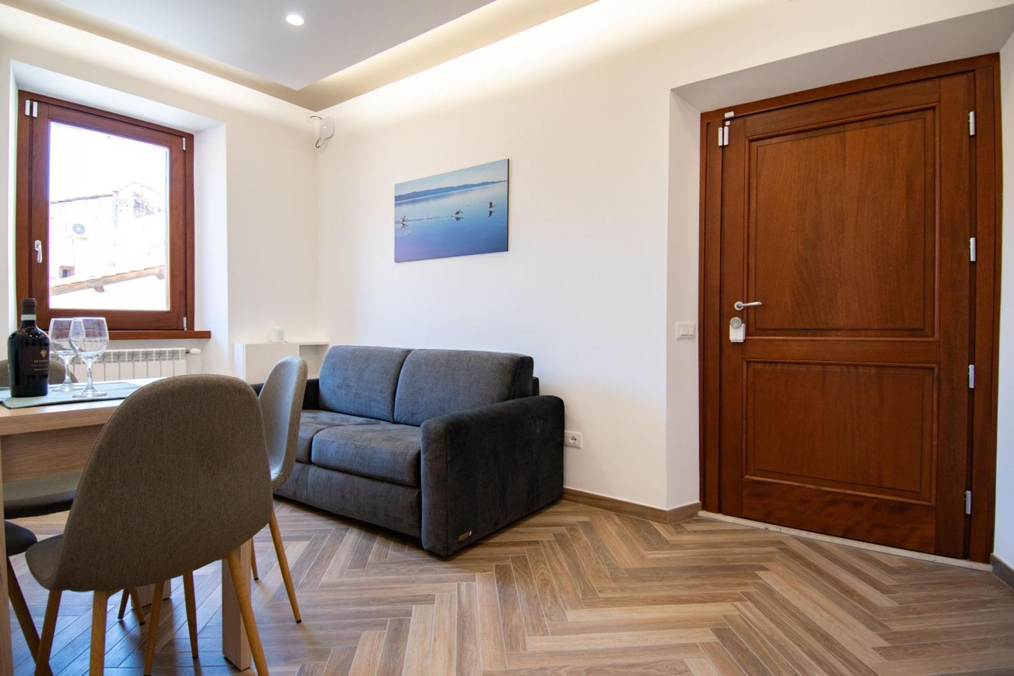 דירות טרוויניאנו רומאנו Finestra Sul Borgo מראה חיצוני תמונה